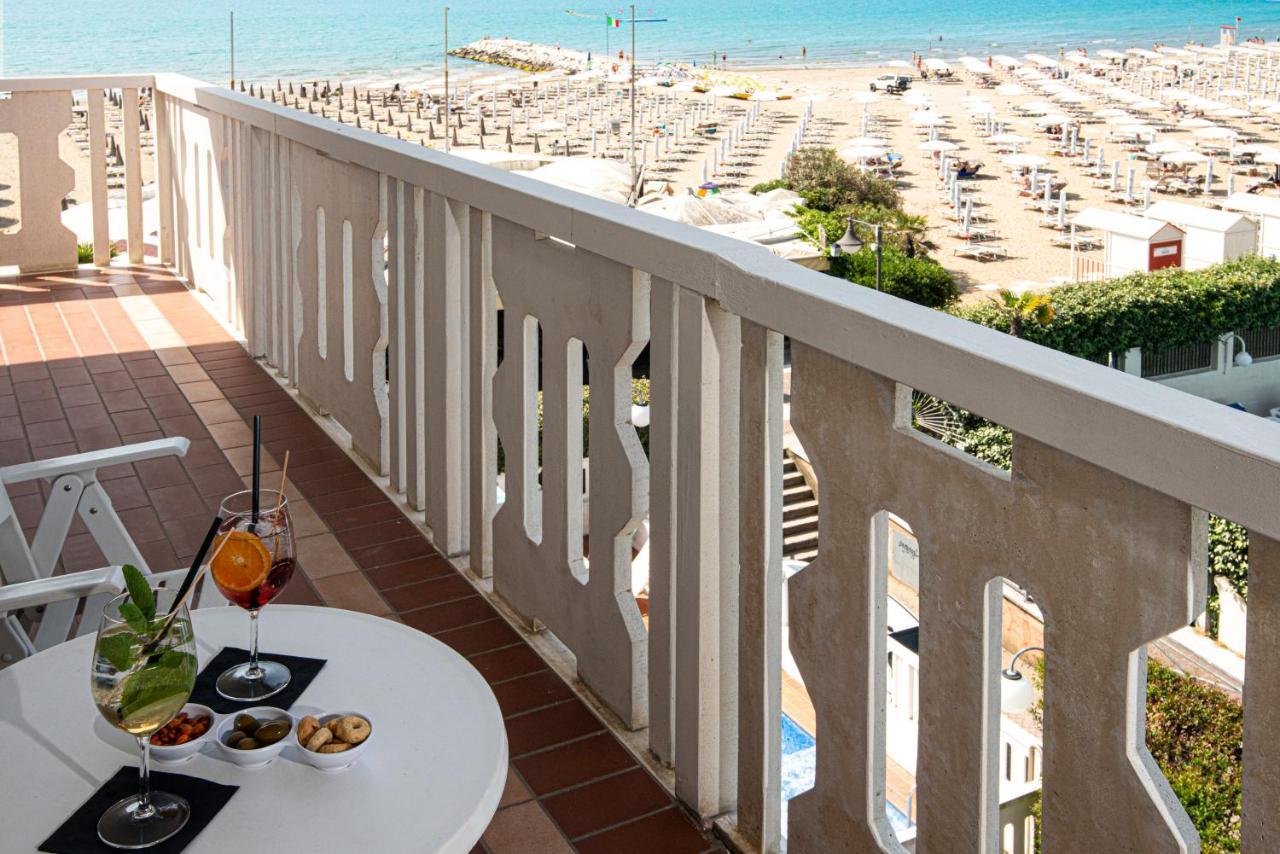 Hotel Savoy Caorle Exterior foto