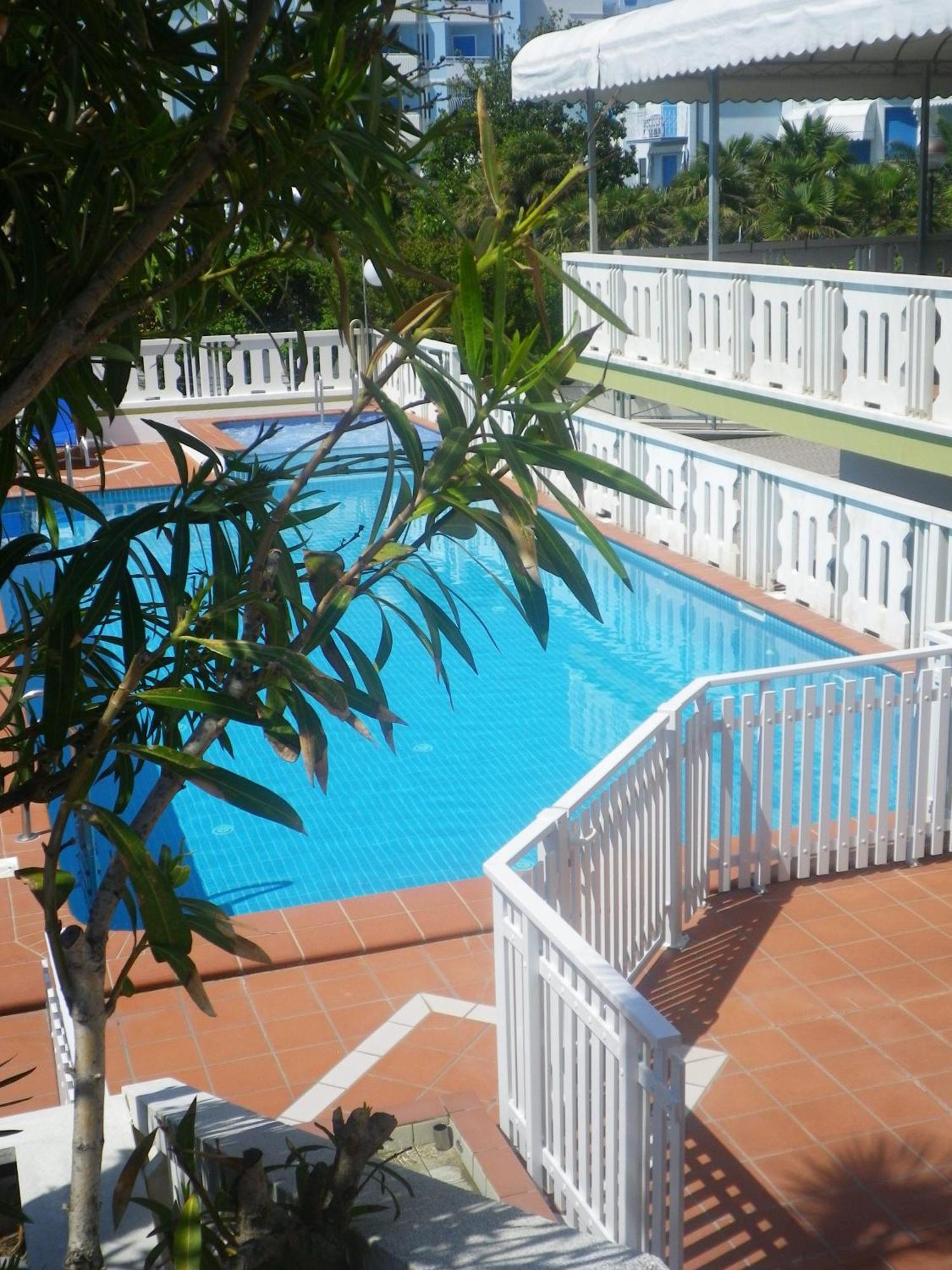 Hotel Savoy Caorle Exterior foto