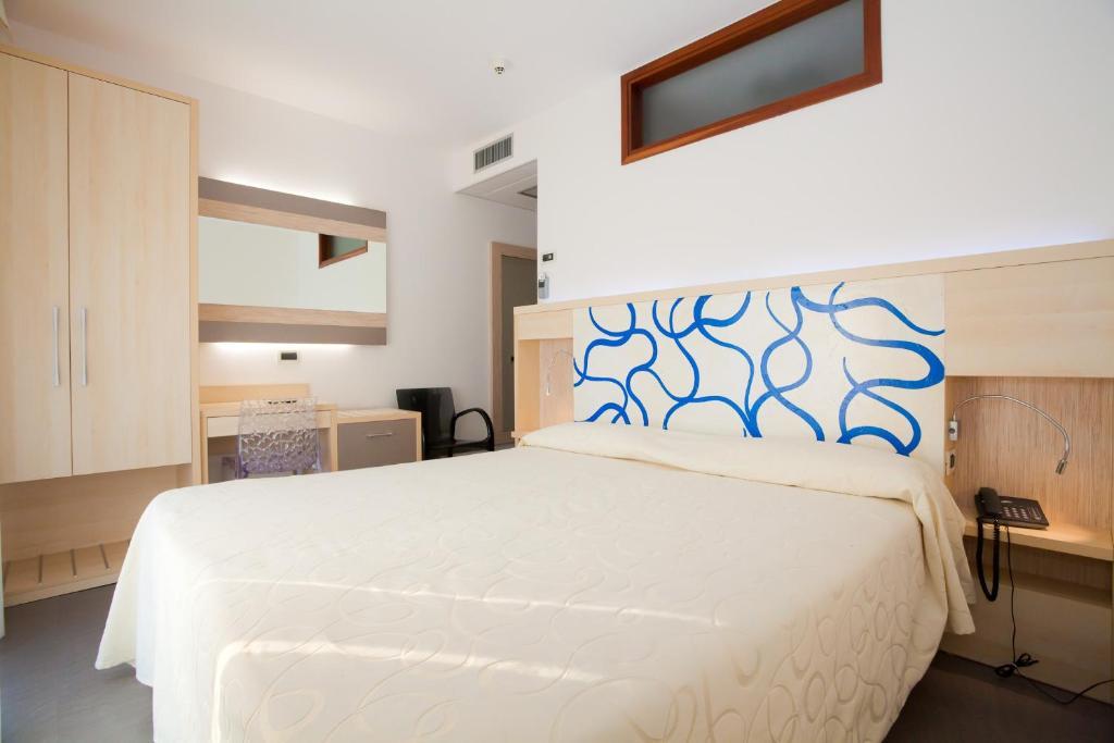 Hotel Savoy Caorle Habitación foto